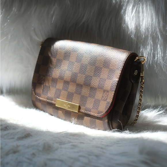 Louis Vuitton Crossbody Bag - Picture 1 of 8